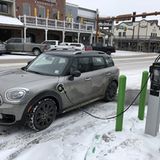 Mini Cooper S E Countryman All4 Jackson Hole - zum zweite Mal an einer Ladesäule