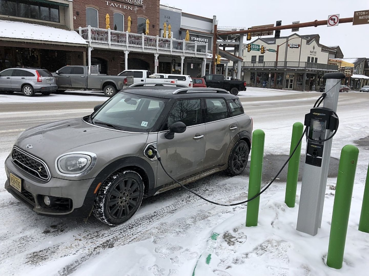 Mini Cooper S E Countryman All4 Jackson Hole - zum zweite Mal an einer Ladesäule