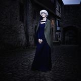 "Irmgard" – Nachtgestalt. Die bleiche Dame gehört zum Spiel "Novum Castrum", einem Kampf der Vampire, der das 13. Jahrhundert auferstehen lässt. Hier ist sie in Pose gesetzt auf der Tannenburg oberhalb des hessischen Nentershausen