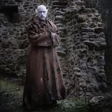 "Frater Julianus" – Abt. Die meisten Spieler wollen ihre wahre Identität nicht preisgeben. Bei diesem Ahnherrn des Nosferatu ist es anders. Zwischen spitzen Lauschern steckt ein kluger Kopf: Sebastian, ein Psychotherapeut aus Berlin