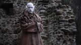 "Frater Julianus" – Abt. Die meisten Spieler wollen ihre wahre Identität nicht preisgeben. Bei diesem Ahnherrn des Nosferatu ist es anders. Zwischen spitzen Lauschern steckt ein kluger Kopf: Sebastian, ein Psychotherapeut aus Berlin