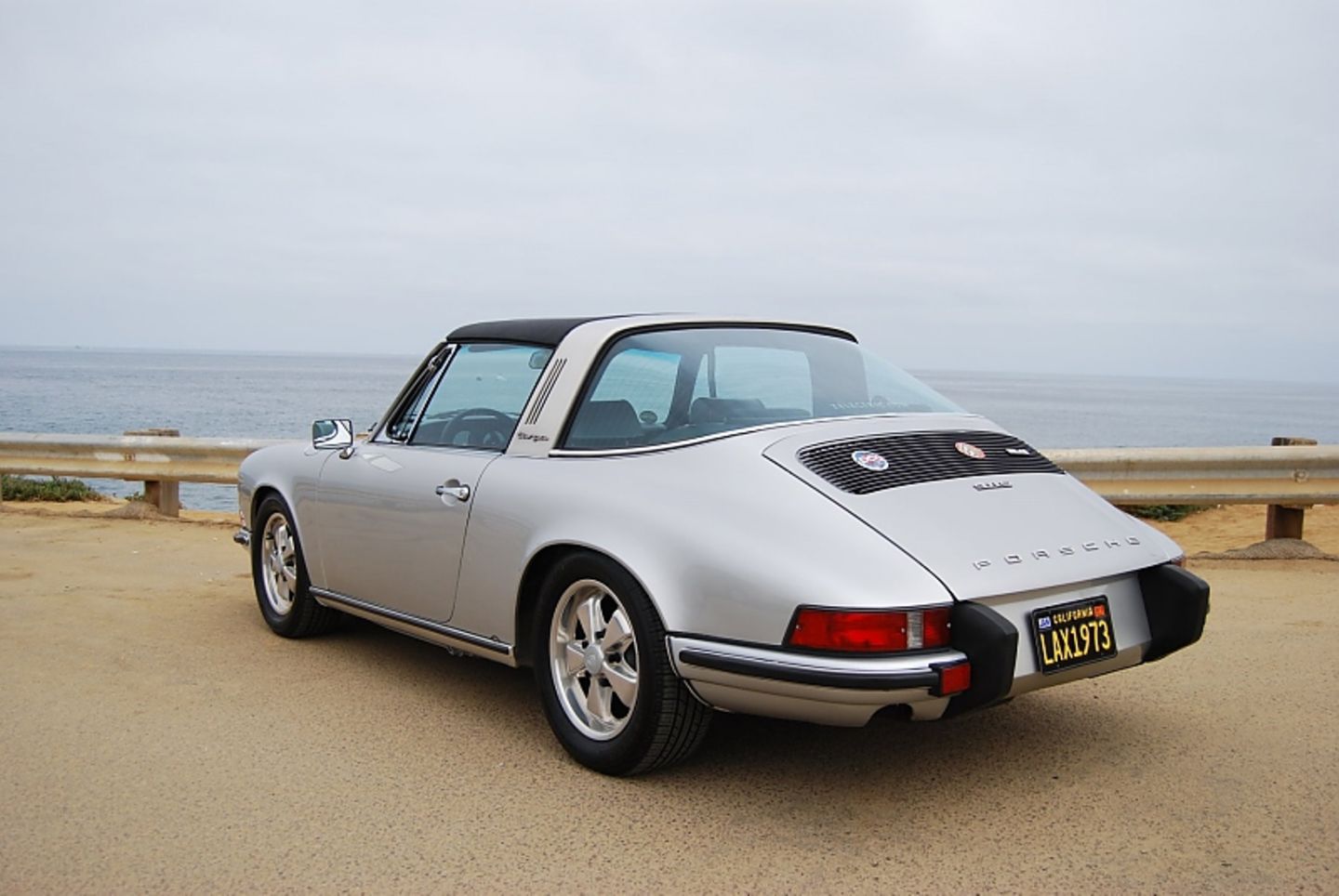 Porsche 911 S by Zelectric