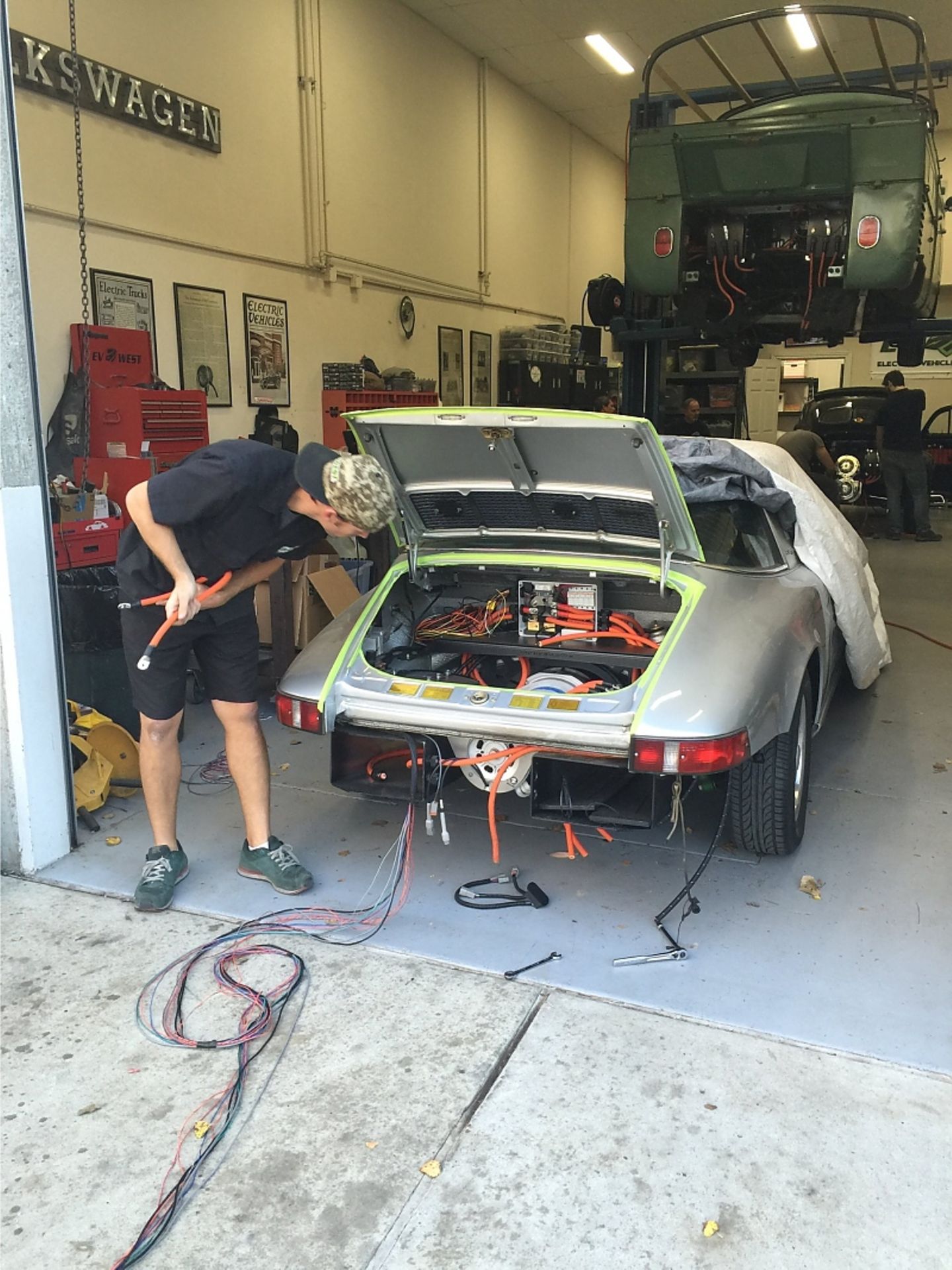 Porsche 911 S by Zelectric