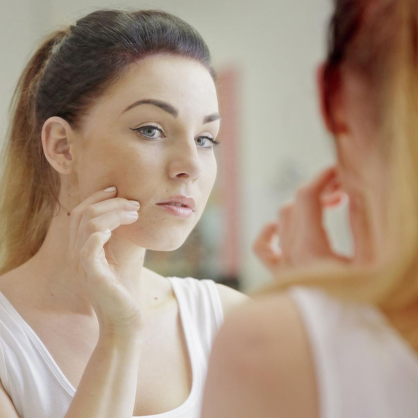 Pille Abgesetzt Beauty Bloggerin Agata Gibt Tipps Gegen Pickel Stern De