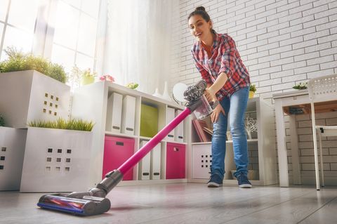 Auf glatten Böden saugt der Dyson ganz gut - aber  nur acht Minuten lang.