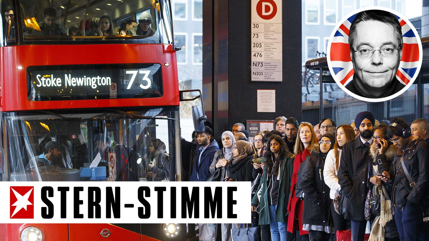 Warten, stehen, freundlich sein: Schlangestehen macht in Großbritannien nur wenigen etwas aus