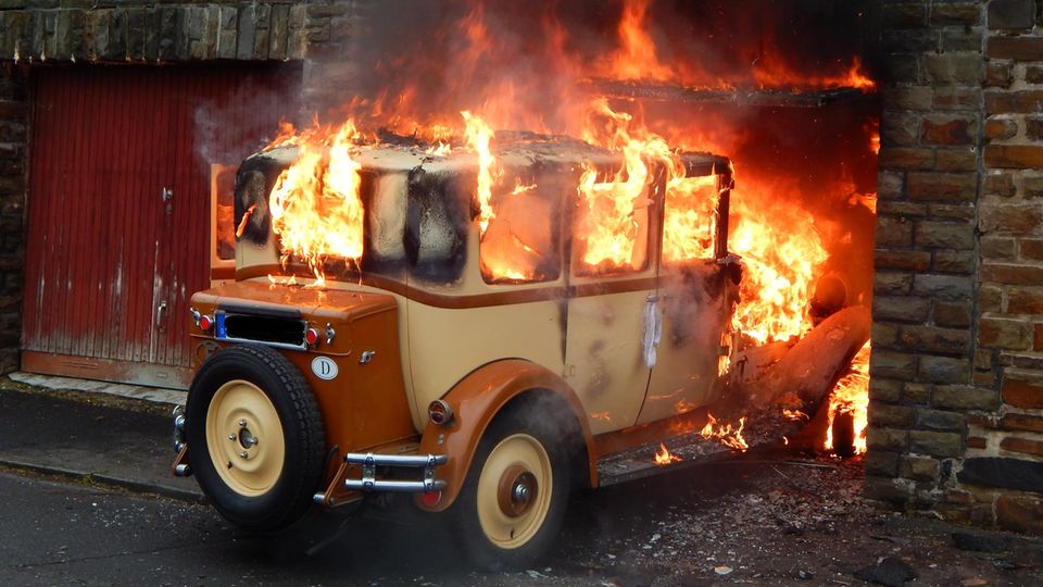 Nachrichten Deutschland - Oldtimerbrand Nachrichten Deutschland - Oldtimerbrand