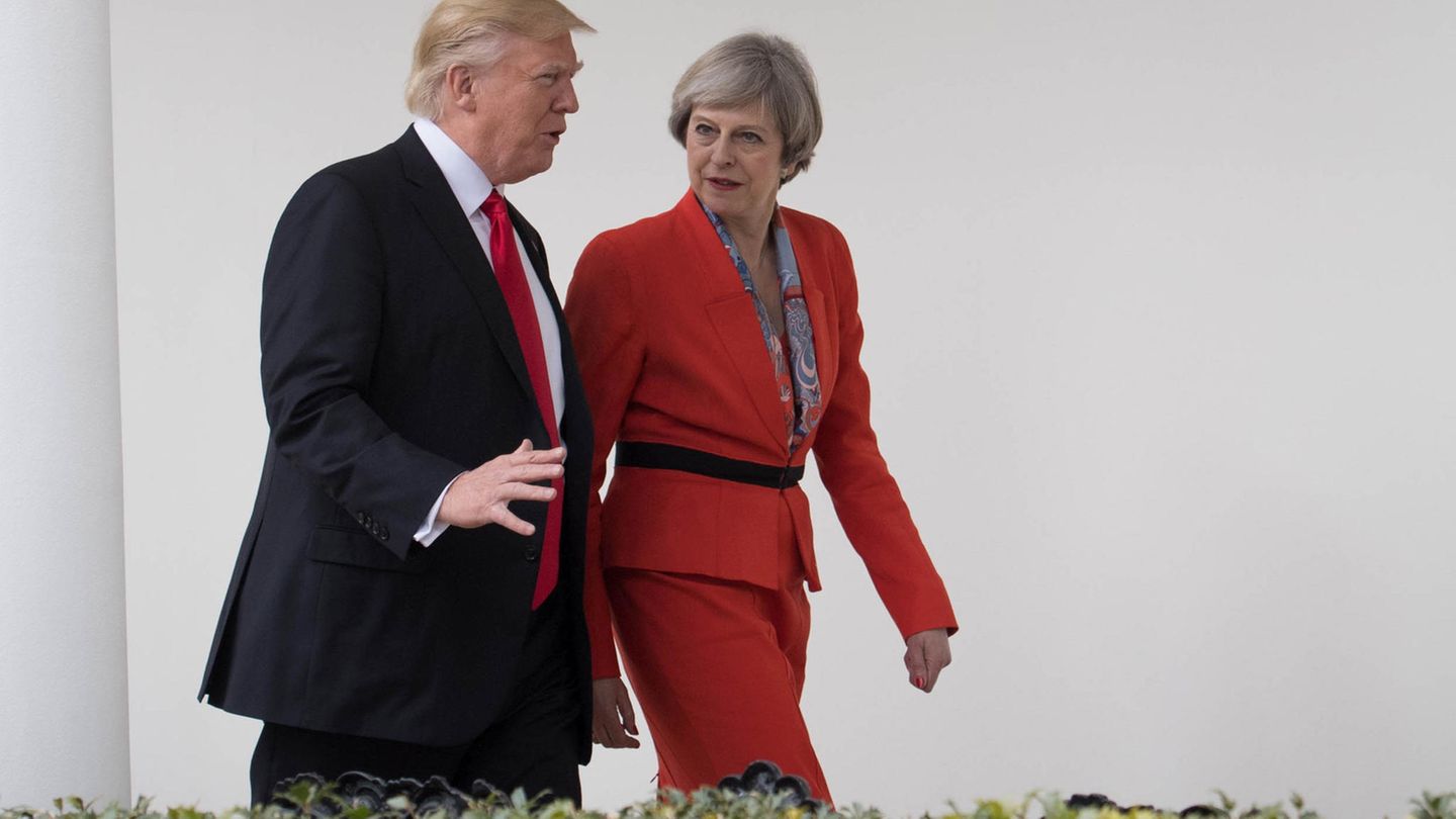 Donald Trump Theresa May