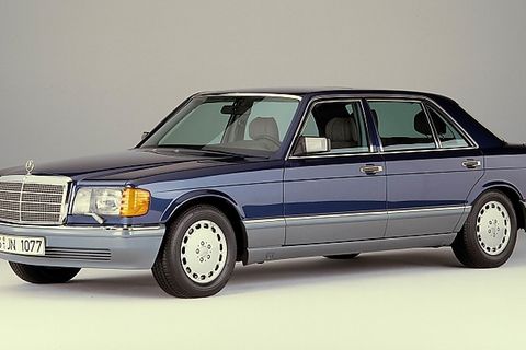 Mercedes 560 SEL Baureihe W 126 - bis zu 300 PS stark