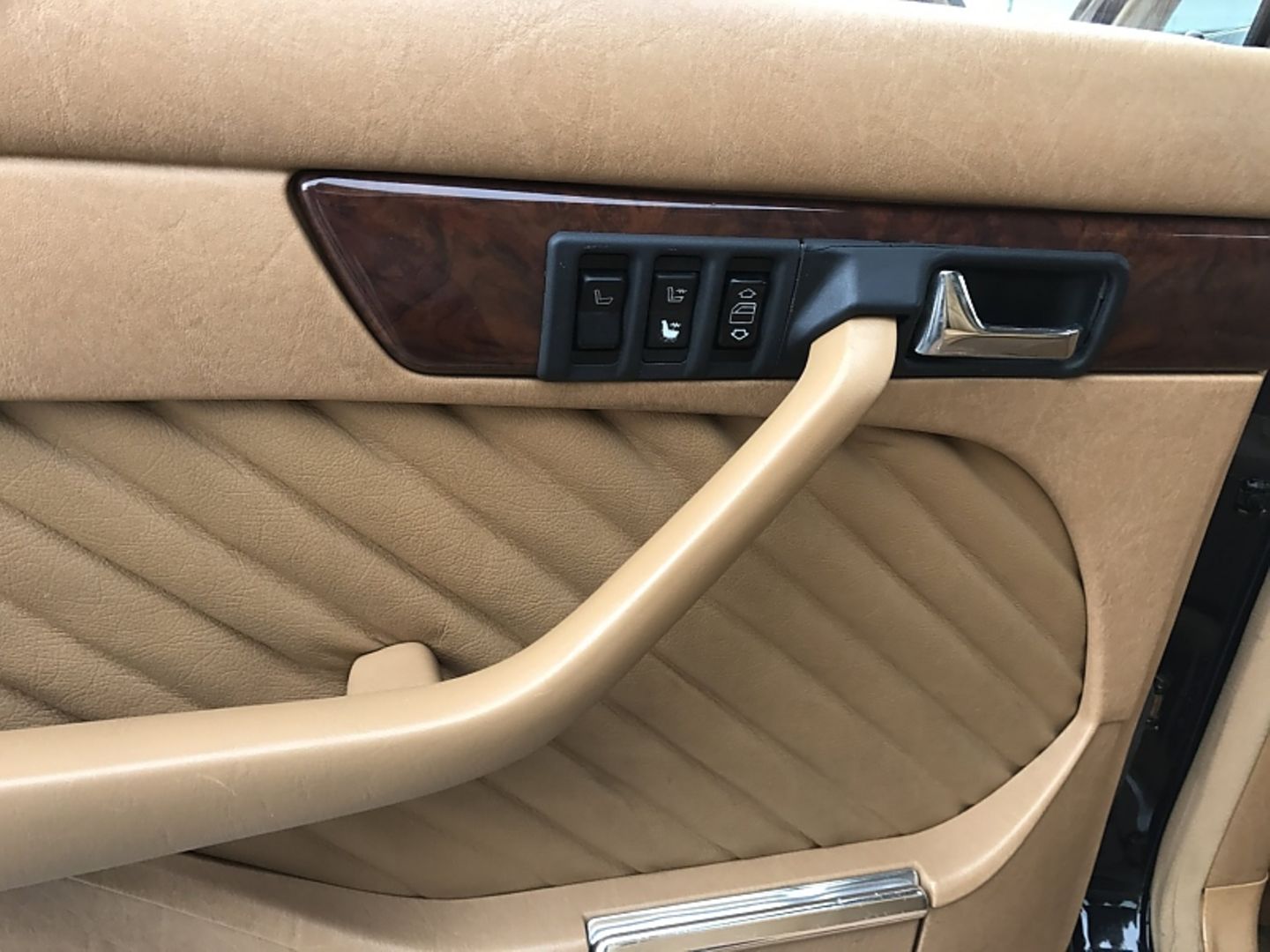 Mercedes 560 SEL Baureihe W 126 - Komfort auch im Fond