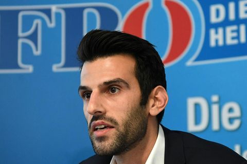 Der Spitzenkandidat der FPÖ Niederösterreich, Udo Landbauer, gerät wenige Tage vor der Landtagswahl wegen eines Liederbuchs mit antisemitischen Texten unter Druck (Archivbild vom November 2017)