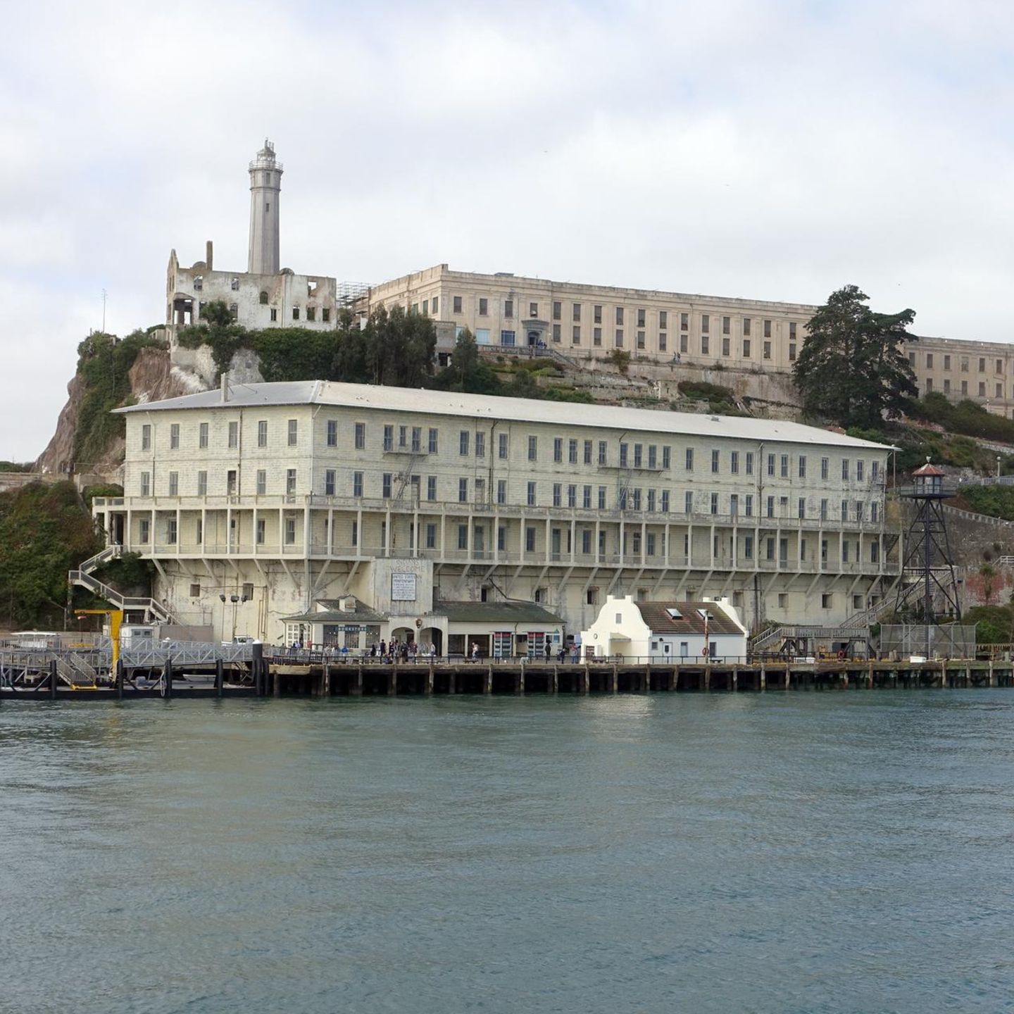 Werkzeuge und Geräte, die während der Flucht aus Alcatraz verwendet wurden  - PICRYL Public Domain-Suche