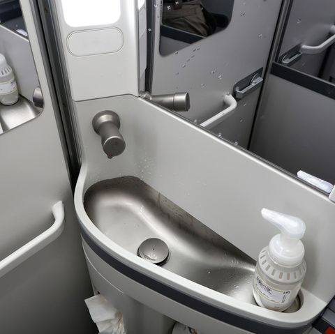 Handwaschbecken in einer Boeing 737 Max