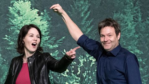 Annalena Baerbock und Robert Habeck bilden die neue Grüne-Doppelspitze