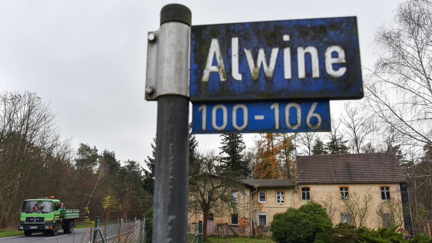 Das Dorf Alwine in Brandenburg sucht wieder einen neuen Besitzer