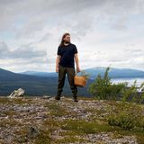 Mit dem Korb geht Magnus Nilsson auf Streifzug