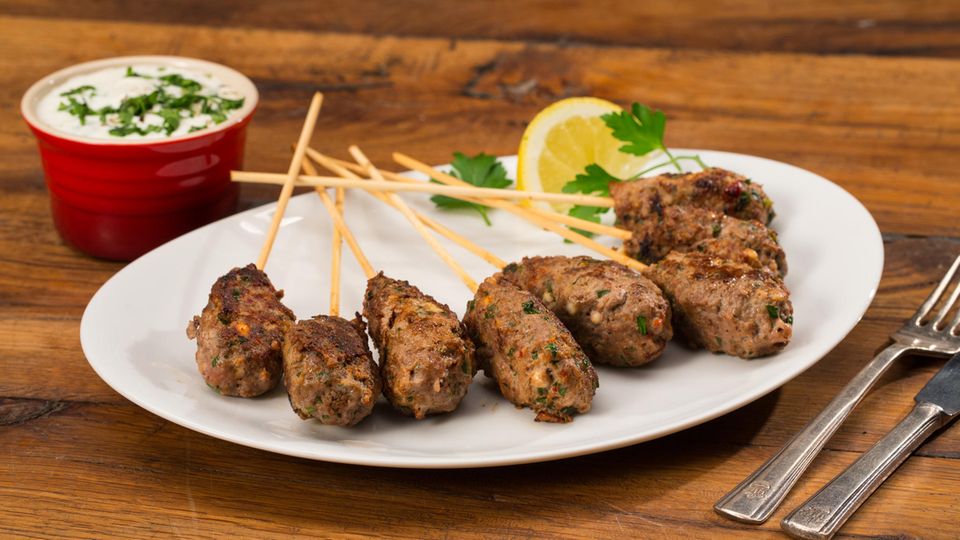 Türkisch für Feinschmecker: So einfach bereiten Sie herzhafte Köfte selber zu
