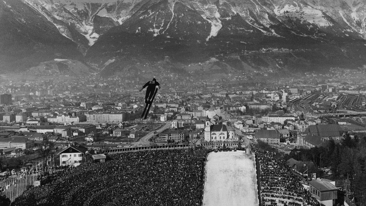 Olympische Winterspiele - historische Aufnahmen Skispringen in Innsbruck 1964