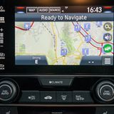 Die Grafik des Navigationssystems ist altbacken, aber sie erfüllt ihren Zweck