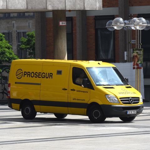 Ein Geldtransporter der Firma "Prosegur"