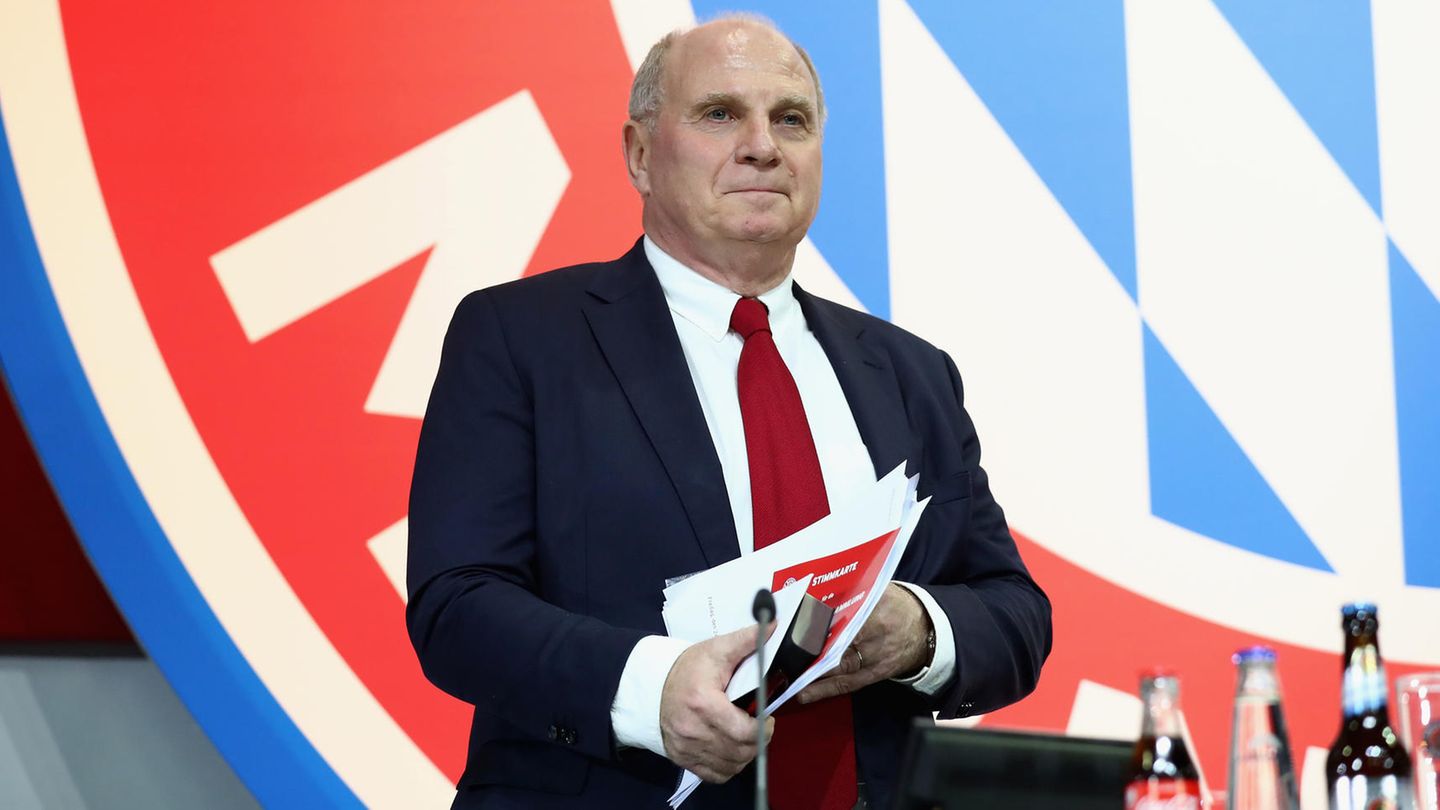 Uli Hoeneß, Präsident des FC Bayern München, gibt nicht nur Russland die Schuld an der Krim-Krise
