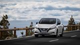 Die Front des neuen Nissan Leaf ist nun markentypisch gezeichnet