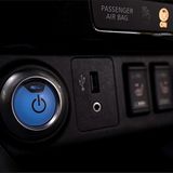 Gestartet wird der Nissan Leaf per Knopfdruck