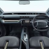 Der Toyota TJ Cruiser zeigt ein aufgeräumtes Cockpit.