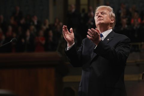 In seiner ersten Rede zur Lage der Nation hat Donald Trump die Einheit des Landes beschworen