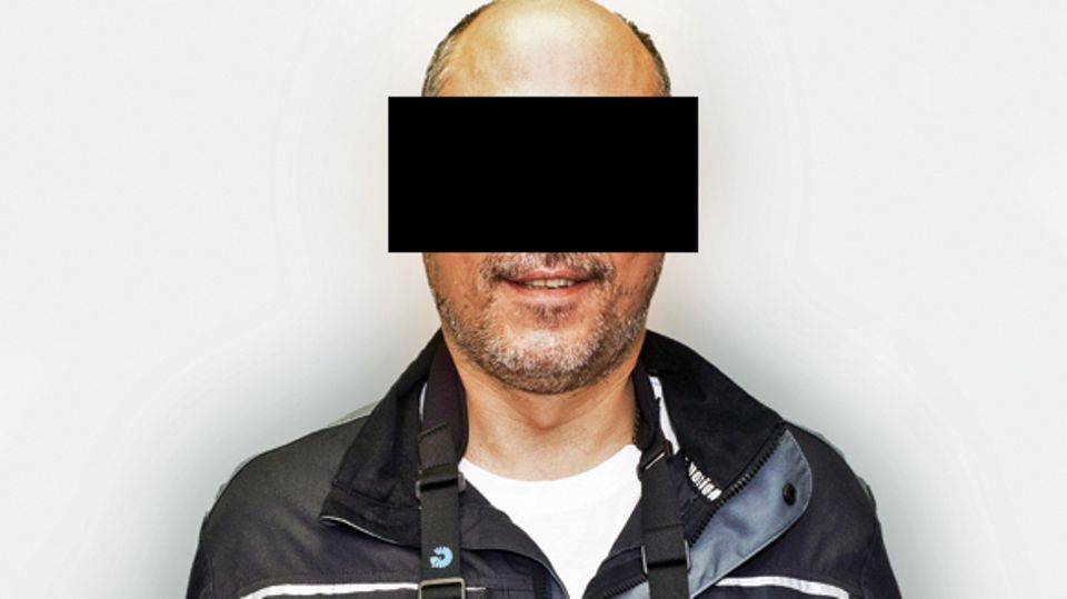 Pädophilie: Daniel V. wurde erstmals im Jahr 2000 wegen Verbreitung pornografischer Schriften angeklagt Daniel V. wurde erstmals im Jahr 2000 wegen Verbreitung pornografischer Schriften angeklagt