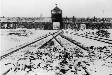 Das Vernichtungslager Auschwitz nach der Befreiung durch die Rote Armee