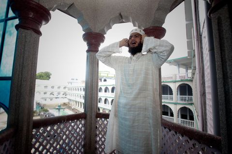 Muezzin beim Gebetsruf