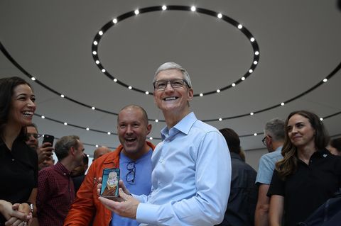 Tim Cook iPhone X Jonathan Ive Apple