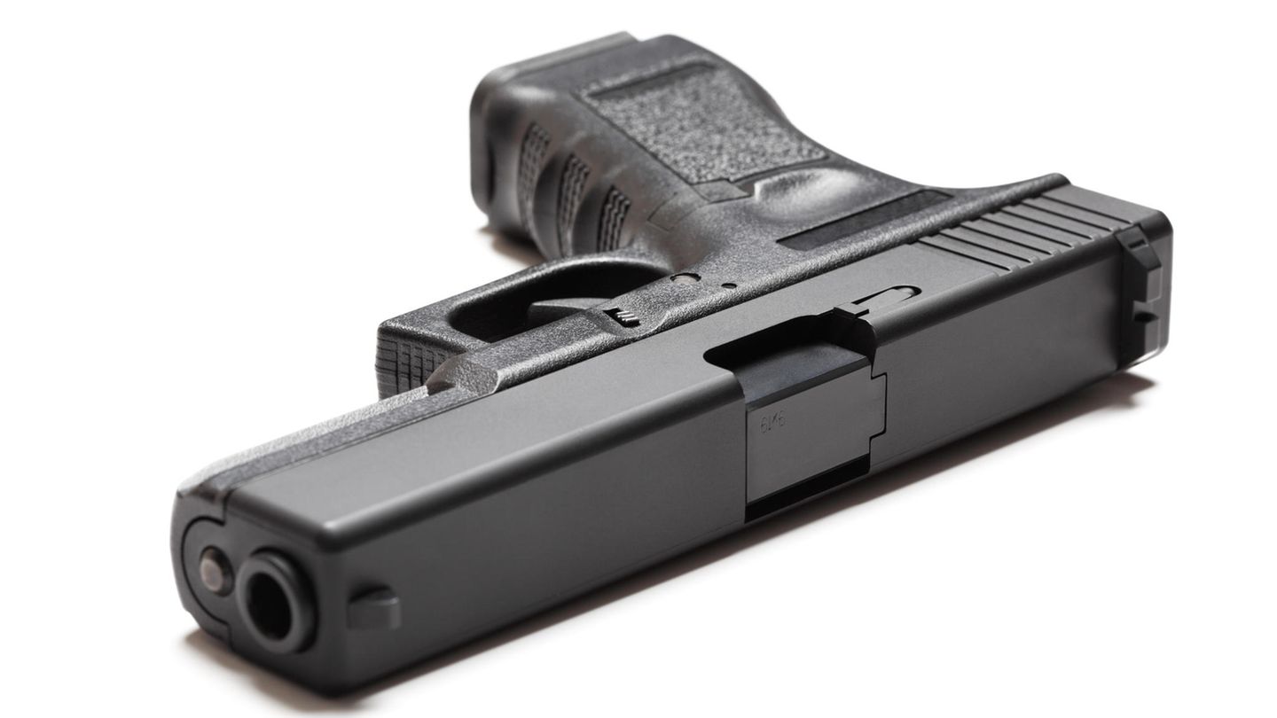Halbautomatische Waffe