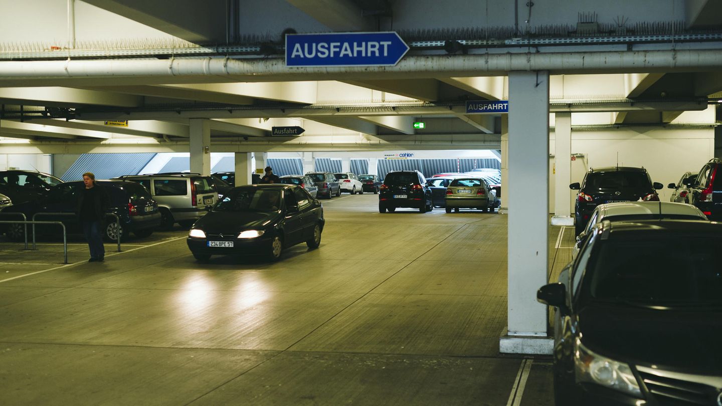 Ein Parkhaus