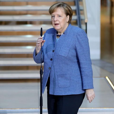 Bundeskanzlerin Angela Merkel am Rande der GroKo-Verhandlungen