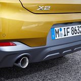 Die Auspuffrohre haben einen Durchmesser von jeweils 90 Millimetern