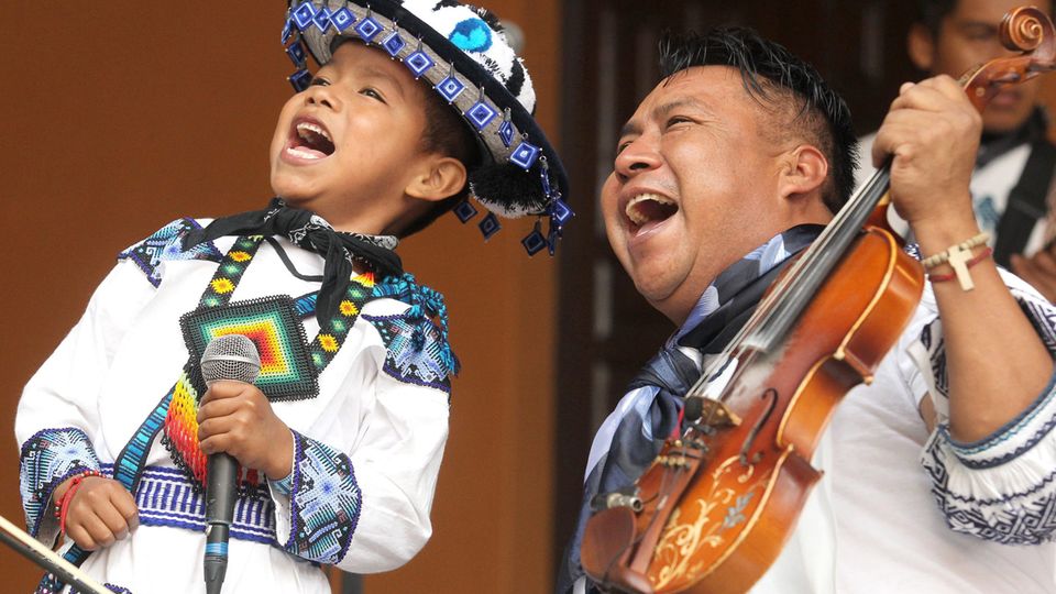 Prähispanischen Schätze: Die Gruppe El Venado Azul spielt traditionelle Cumbia- und Huapango-Musik Die Gruppe El Venado Azul spielt traditionelle Cumbia- und Huapango-Musik