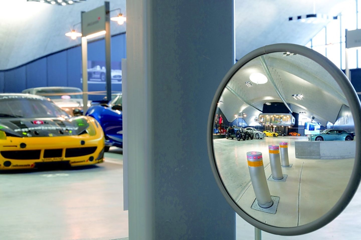 First Carlounge Emmen