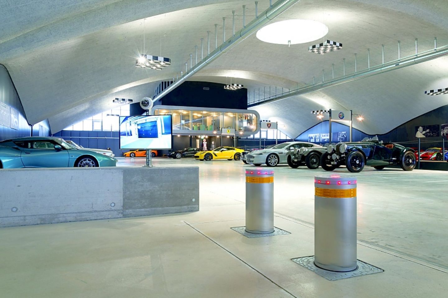 First Carlounge Emmen