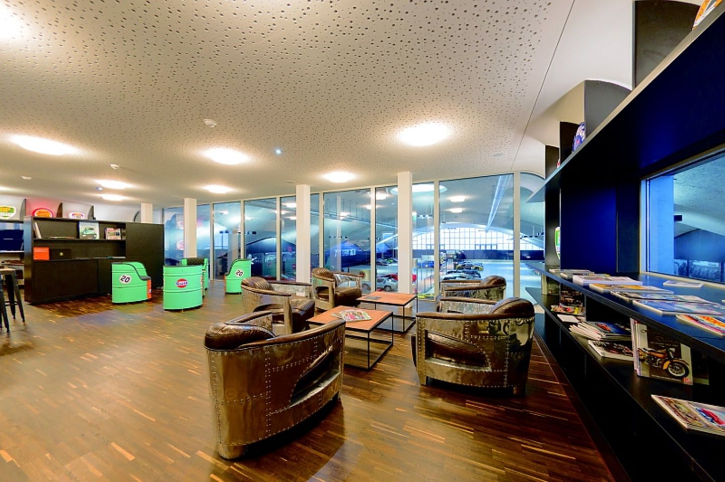 First Carlounge Emmen