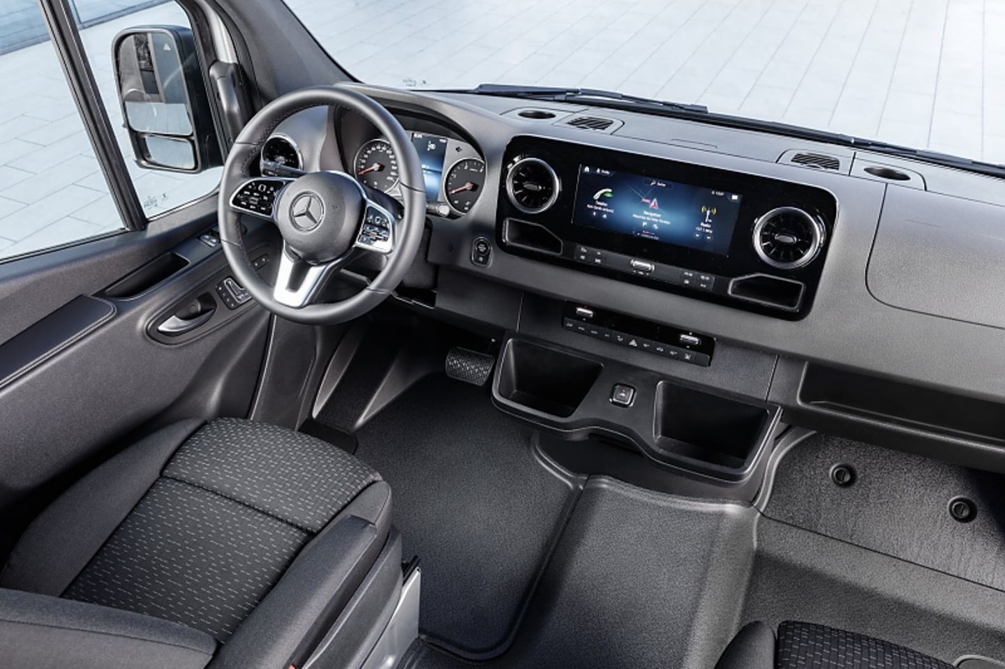 Weltpremiere Mercedes Sprinter Duisburg 2018