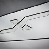 Ein stilisiertes X prägt die C-Säule des Seat Arona TDI