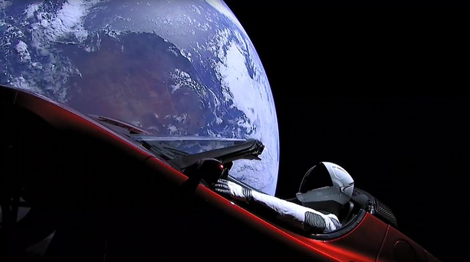 Dieser Tesla soll in seiner künftigen Umlaufbahn in den nächsten Millionen Jahren immer wieder am Mars "vorbeifahren"