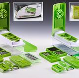 Gewinner Plagiarius 2018: Küchen-Schneidgerät "Nicer Dicer Plus"  Das Original (links) kommt von der deutschen Firma Genius aus Limburg, das Plagiat aus China. Die chinesische Firma kopiert auch viele andere Genius-Produkte, inklusive Firmen- und Produktnamen. Die Schneidklingen der Fälschung sind laut "Aktion Plagiarius" stumpf und brechen leicht, der verwendete Kunststoff enthält gesundheitsschädliche Substanzen.