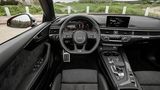 Das Cockpit des Audi S5 Cabriolet