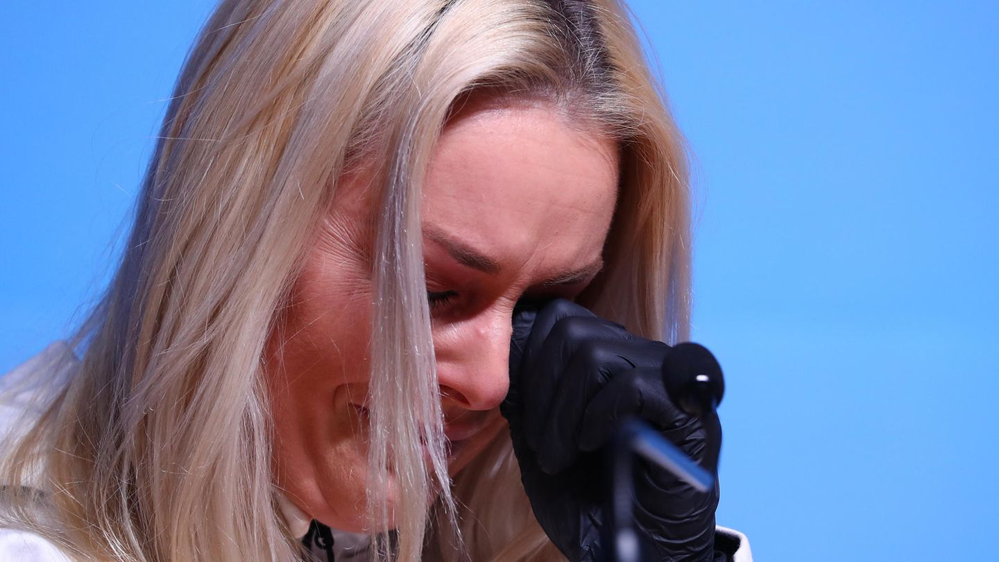 Lindsey Vonn bricht in Tränen aus