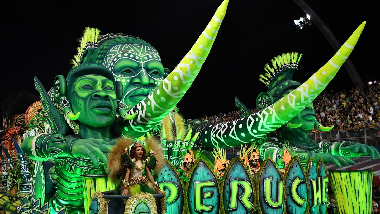Brasiliens berühmteste Open-Air-Party ist ein Tourismusmagnet. 