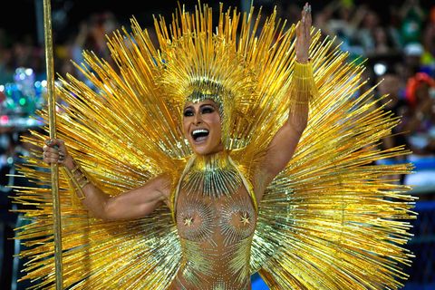 Die Sambaschulen ziehen an zwei Tagen durch das Sambódromo in Rio de Janeiro.