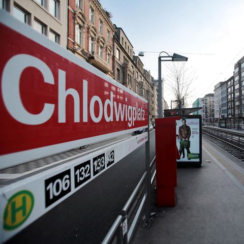 Die Haltestelle Chlodwigplatz in Köln